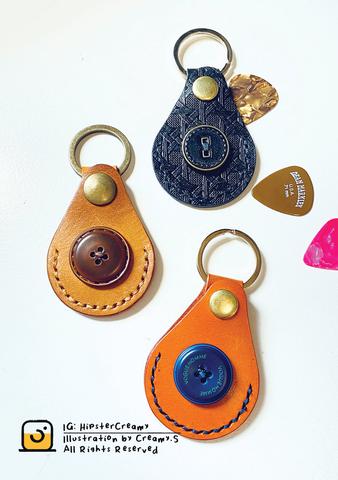 Hipster Creamy -  Vegetable-tanned Leather Guitar Pick and Key holder